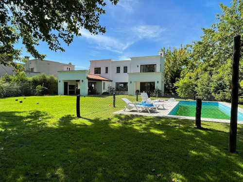 Imagen 25 de 28 de Barrio Cerrado El Encuentro - Casa Venta Usd 590.000