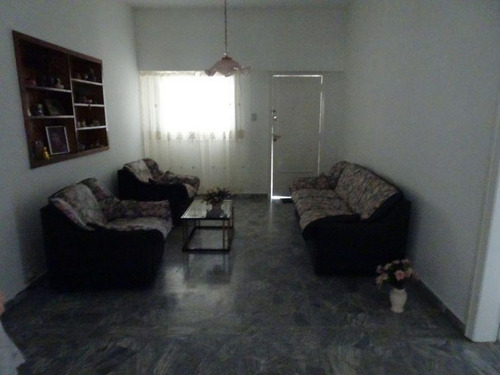Imagen 2 de 11 de Casa - Rafael Calzada