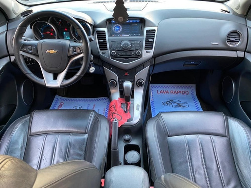 Imagem 6 de 7 de Chevrolet Cruze 1.8 Lt 16v Sedan 2013