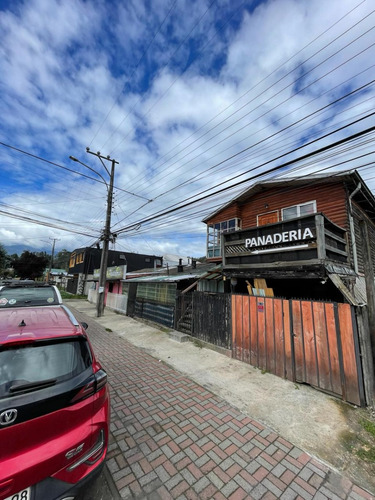 Inversión En El Centro De Pucón, Panadería Y Dos Deptos.
