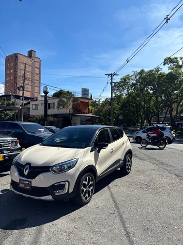 Renault Captur 2.0 Bose Automática