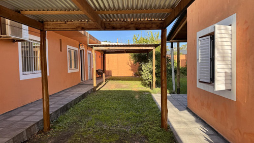 Casa Con 3 Departamentos En Colón Entre Ríos
