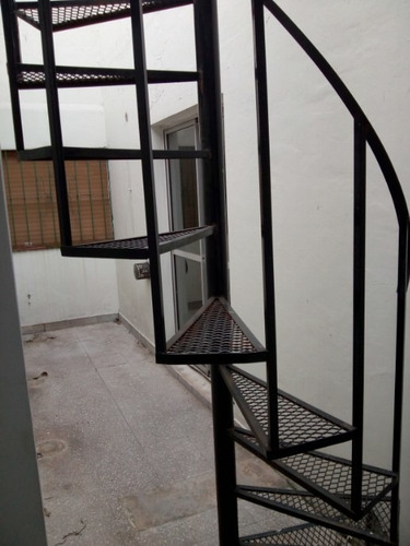 Imagen 7 de 13 de Departamento Tipo Casa En Venta En Valentin Alsina