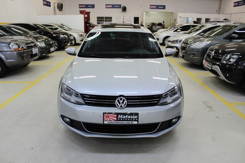 Volkswagen Jetta 2.0 Tsi Highline 211cv Gasolina 4p