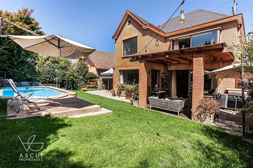 Imagen 1 de 15 de Casa Ideal Familia , 4 Dormitorios San Carlos Apoquindo