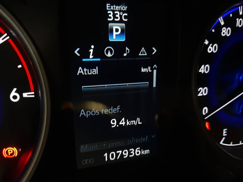 Imagem 14 de 15 de Toyota Hilux 2.8 Srx 4x4 Cd 16v Diesel 4p Automático