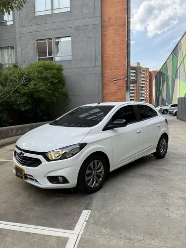 Chevrolet Joy 1.4 Hatchback Mt