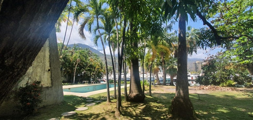 Imagen 4 de 6 de Casa En Venta Urb. Caraballeda C-19756
