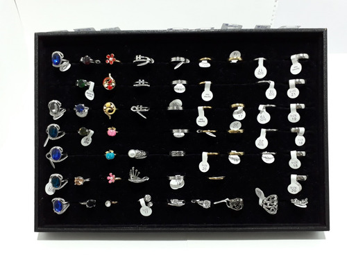 Imagen 2 de 5 de Exhibidor Porta Anillos Terciopelo 3211