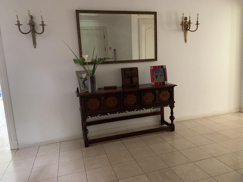 Casa En Venta En Martindale, Pilar