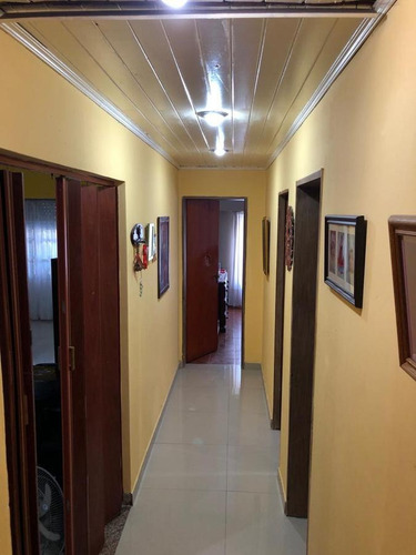 Imagen 8 de 23 de Chalet 4 Amb 2 Plantas Con Cochera