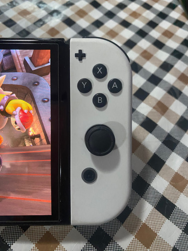Nintendo Switch Oled Blanco + 4 Juegos (Usado)