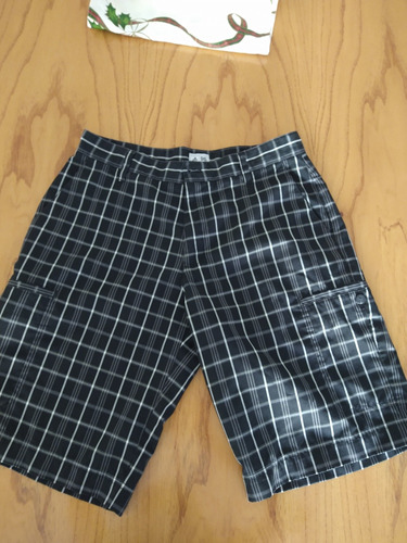 Bermudas Hombre adidas  Usada Talle M Impecable 