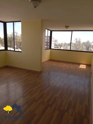 En Venta Departamento, Condominio Los Algarrobos.