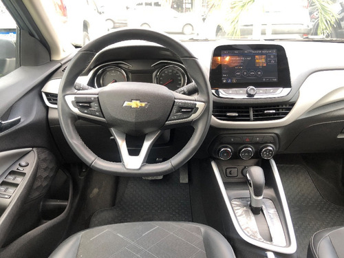 Imagem 10 de 10 de Chevrolet Onix Hatch Prem. 1.0 12v Tb Flex 5p Aut.