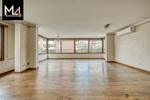 Departamento Amplio En Arriendo De 4 Dorm. En Las Condes