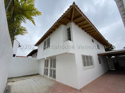 Jdv Cod 23-19581 Casa En Venta En Los Palos Grandes 