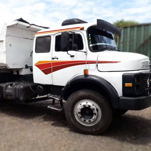 Adhesivo rojo con lateral lateral de correa Mercedes-Benz Mb 1525 1915