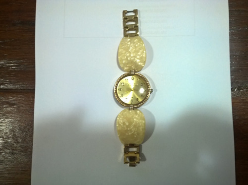 Relógio Gucci Pulseira Marfim.