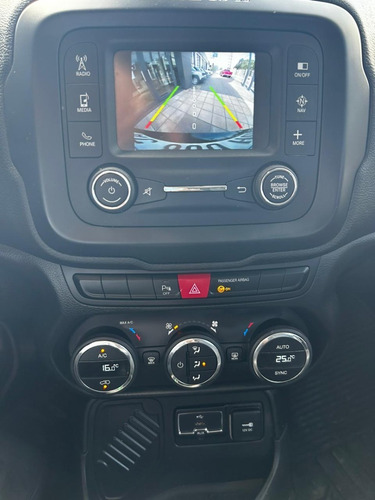 Imagen 15 de 20 de Jeep Renegade Longitud 1.8 At6 Jf