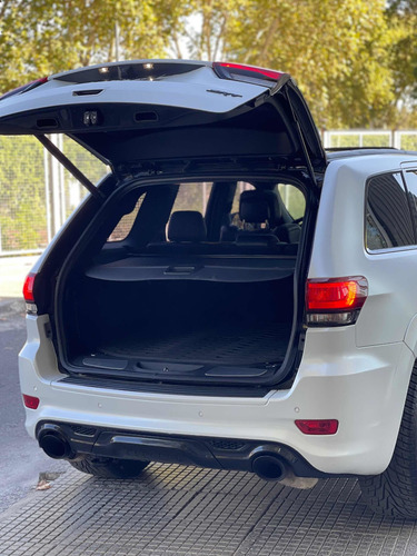 Imagen 10 de 14 de Jeep Grand Cherokee 2014 6.4 Srt Atx 465hp At