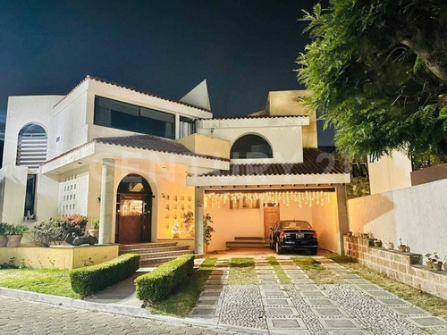 Casa En Venta Estilo Mexicano En Campestre Morillotla! A Un Min De Periférico!