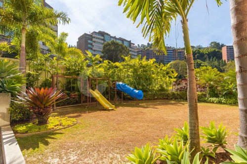 Imagen 3 de 10 de Se Vende Apartamento De 70m2 En La Urb Solar Del Hatillo
