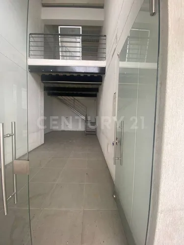 Local Comercial En Arriendo