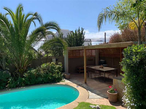 Vende Cómoda Casa Bosques De Montemar (79922)