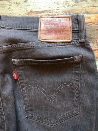 Jean Levis Gris Oscuro W32 L32 Made In Colombia Perf. Estado