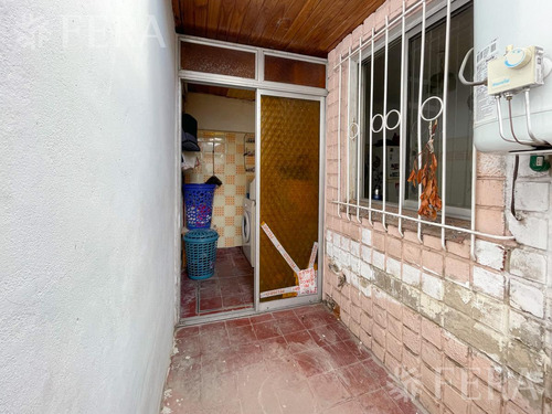 Venta Casa 2 Ambientes Con Cochera En Wilde