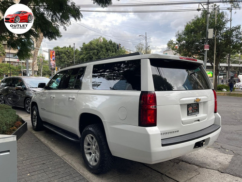 Chevrolet Suburban 5.4 Ls Tela At