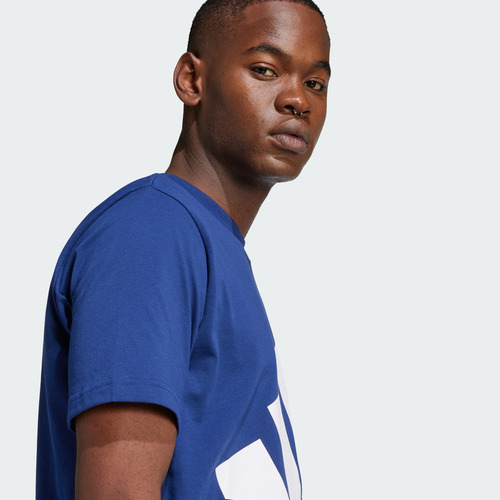 Playera adidas Casual Essentials Hombre Azul Je8940