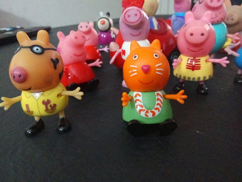 Muñecos Familia Peppa Pig. El Precio Es Por 1 Muñeco (Usado)