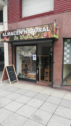 Local En La Perla