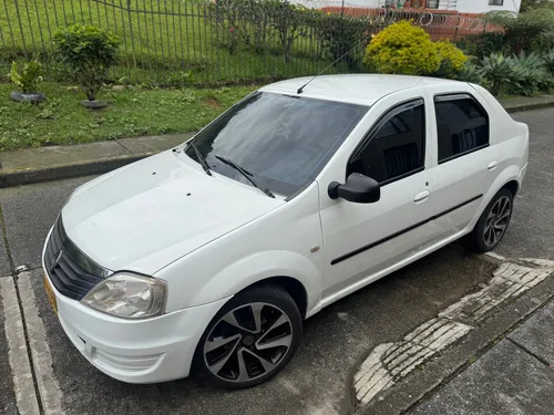 Renault Logan Expression
