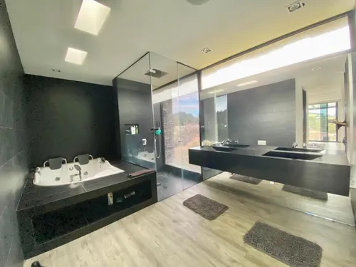 Casa En Venta En Las Palmas. Cod V11277