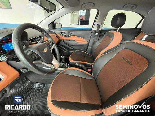 Imagem 13 de 15 de Chevrolet Onix 1.4mt Act 2018