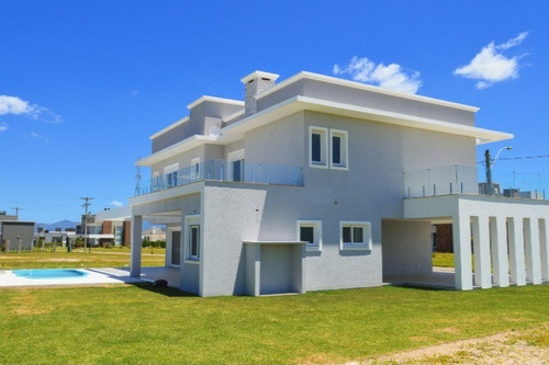 Imagem 6 de 30 de Casa À Venda Em Atlântida Sul - Ca00820 - 33410295