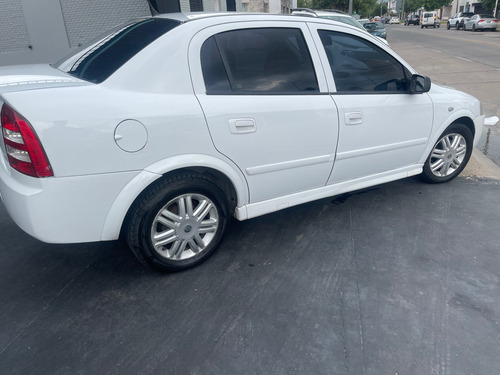 Chevrolet Astra 2.0 Gl