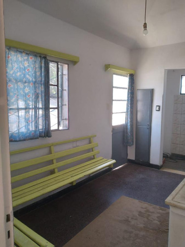 Casa En Venta 4 Dormitorios En Colon, Atencion Inversores !!!metros De Av Garzón, Buena Renta