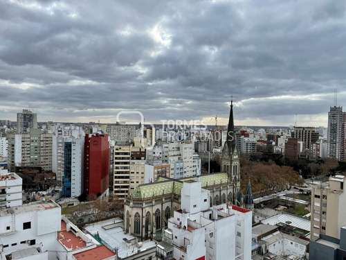 Imagen 15 de 30 de Tour Virtual Departamento En Venta 2 Ambientes En Dúplex Con Vista Panorámica - Centro Mar Del Plata