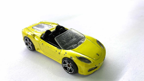 Hot Wheels Ferrari F430 Spider Convertible Amarillo