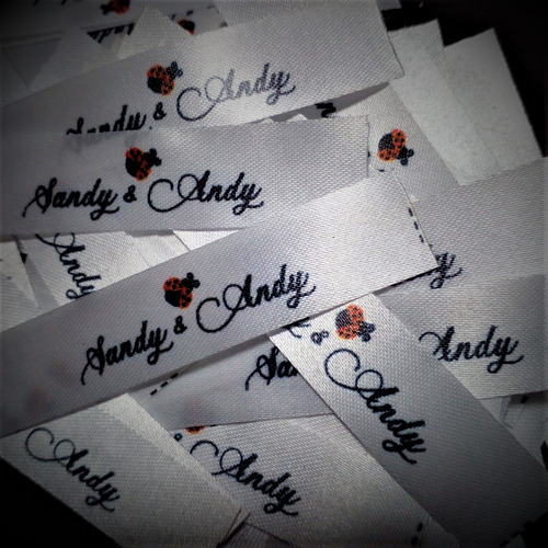 Etiquetas De Raso Para Ropa Con Logo Marca 1,5x7cm