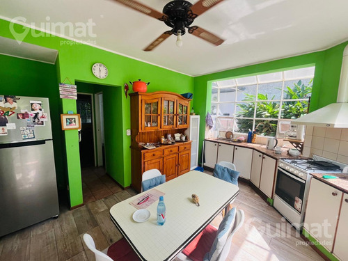 Casa En Villa Urquiza Con Jardin