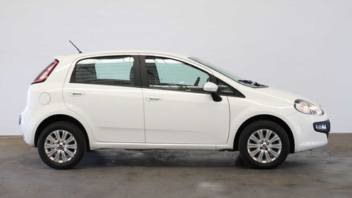 Fiat Punto 1.4 Attractive C/radio Integrada - 154217 - C
