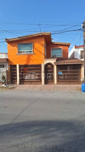 Casa En Venta En Col. Residencial Lincoln  En Monterrey