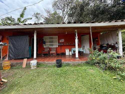 Se Vende Lote Con 2 Casasen La Ceja A1 Km De La Zona Urbana
