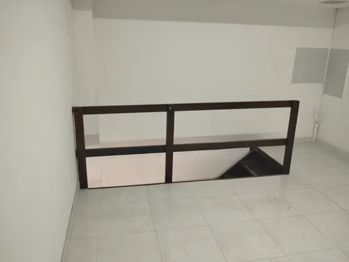 Local En Arriendo/venta En Parque Central Bavaria. Cod A1614513