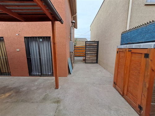 Vende Amplia Casa En Maipú, Excelente Valor